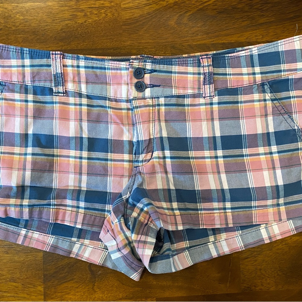 Abercrombie & Fitch Plaid Women's Shorts in Pink and Blue size 10